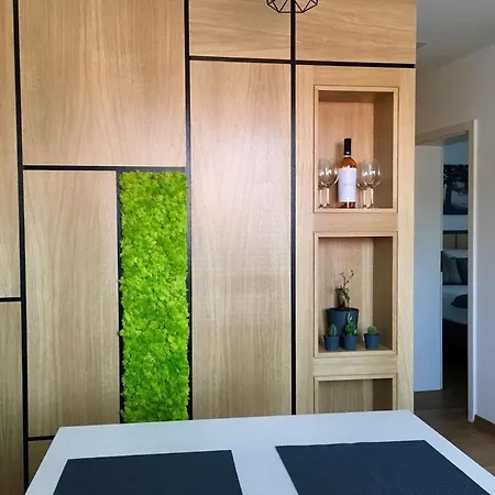 Апартамент Golden View Of