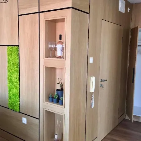 Apartment Golden View Of