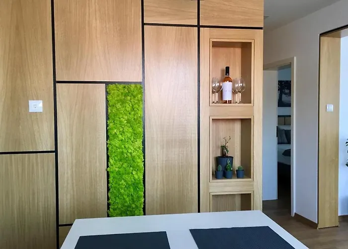 Apartment Golden View Of